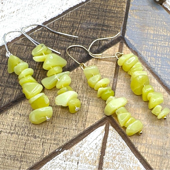 Alquimia Jewelry - Lemon Jade long balanced bar dangle earrings